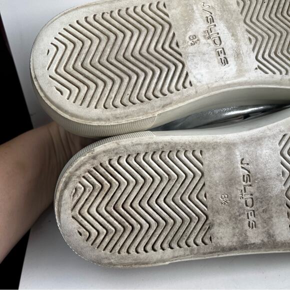 J Slides Silver slip onSneakers hook loop closure size 8.5 - Picture 9 of 11